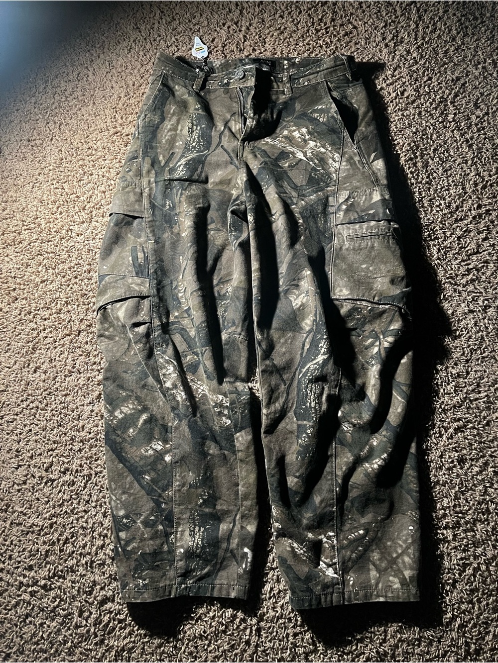 Men's Black Camo Cargo Pants - Rugged Utility Style